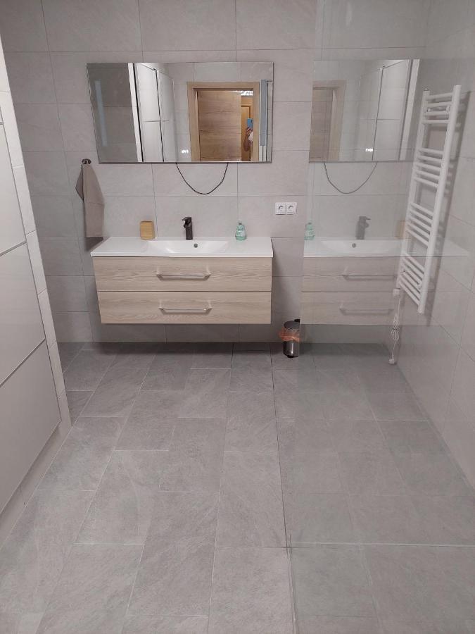 סאלפלדן אם שטיינרן מיר Stony Sea Apartments מראה חיצוני תמונה