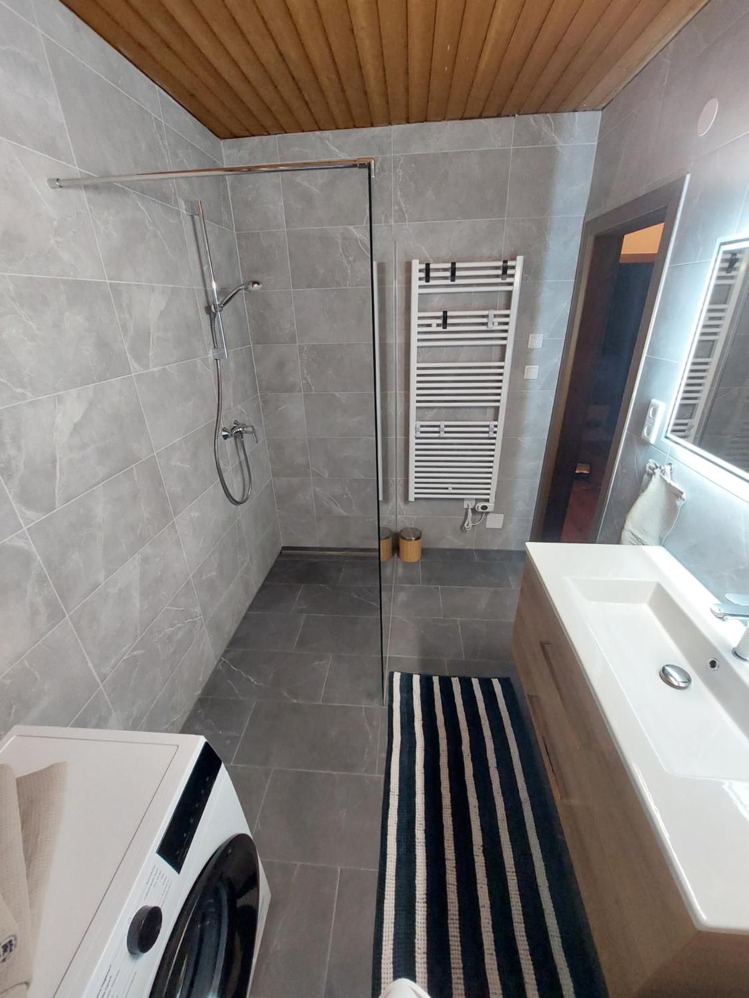 סאלפלדן אם שטיינרן מיר Stony Sea Apartments מראה חיצוני תמונה
